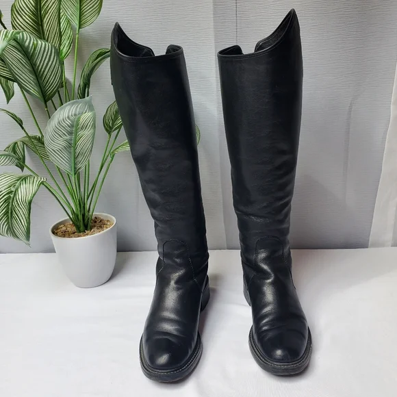 Gucci Black Leather Knee High Boots Low Heel Riding Boots Size 36.5 - Picture 2 of 14